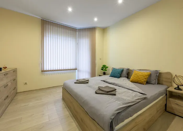 Apartment уютен в град